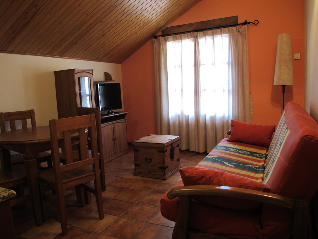 Apartamentos Casa Espanol Broto Luaran gambar